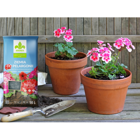 Ziemia do pelargonii 20L z nawilżaczem Kronen